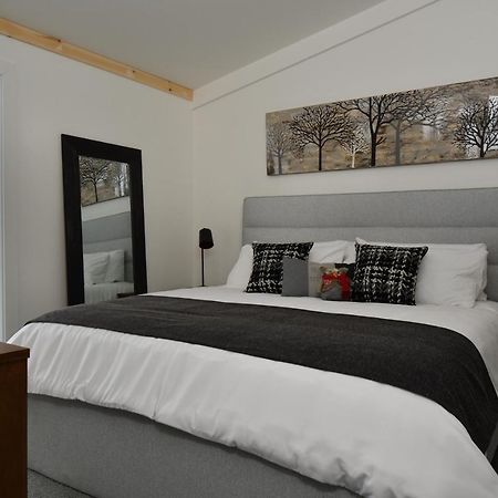 Destination Owl'S Head - Mtn Haus Hotel Mansonville Eksteriør billede